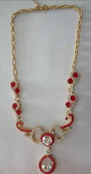 華達(dá)五金塑膠制品廠 通訊設(shè)備與高品質(zhì)項(xiàng)鏈產(chǎn)品的完美結(jié)合